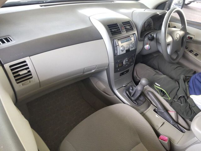 2009 Toyota Corolla Axio X HID Limited auction photo 3