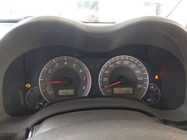 2009 Toyota Corolla Axio X HID Limited auction photo 6