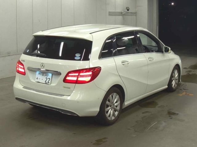 2015 Mercedes-Benz B 180 auction photo 3