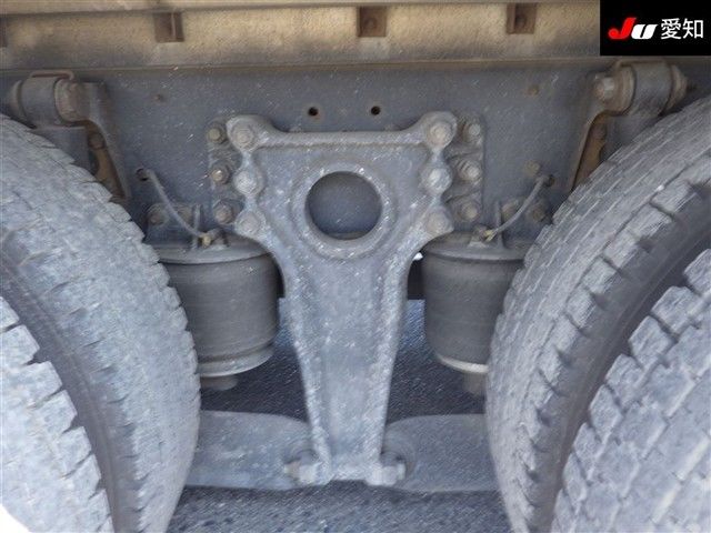 2005 Isuzu 13.4t auction photo 7
