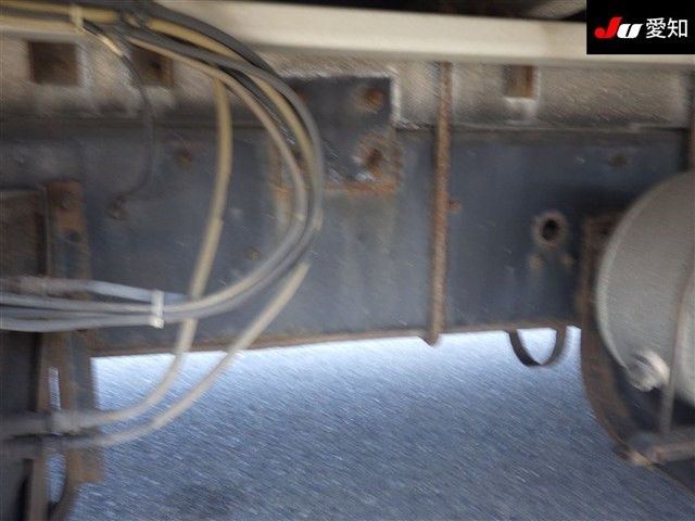 2005 Isuzu 13.4t auction photo 6