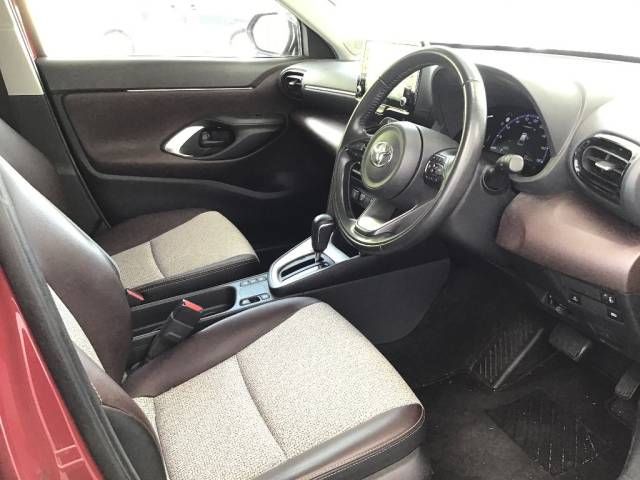 2022 Toyota Yaris Cross ハイブリッドZ auction photo 5