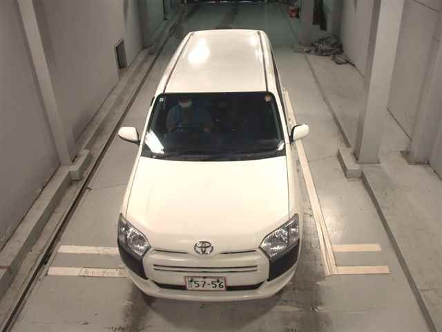 2021 Toyota Probox GL auction photo 6