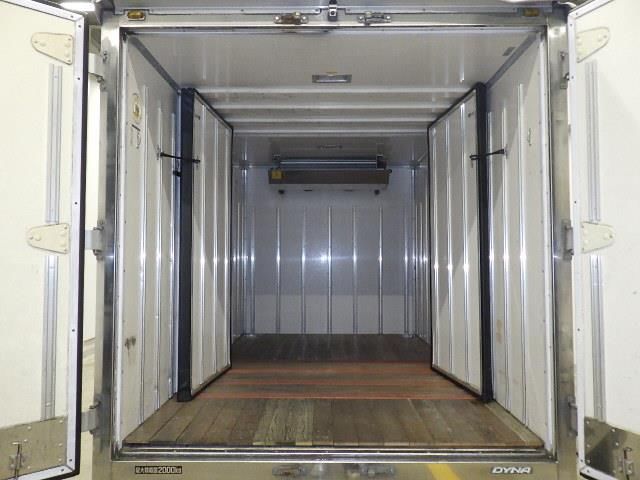 2019 Toyota Dyna Refrigerated and frozen trucks auction photo 4