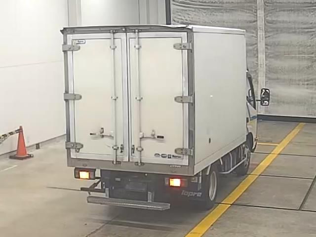 2019 Toyota Dyna Refrigerated and frozen trucks auction photo 2