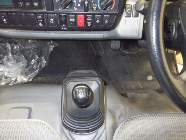2019 Toyota Dyna Refrigerated and frozen trucks auction photo 8