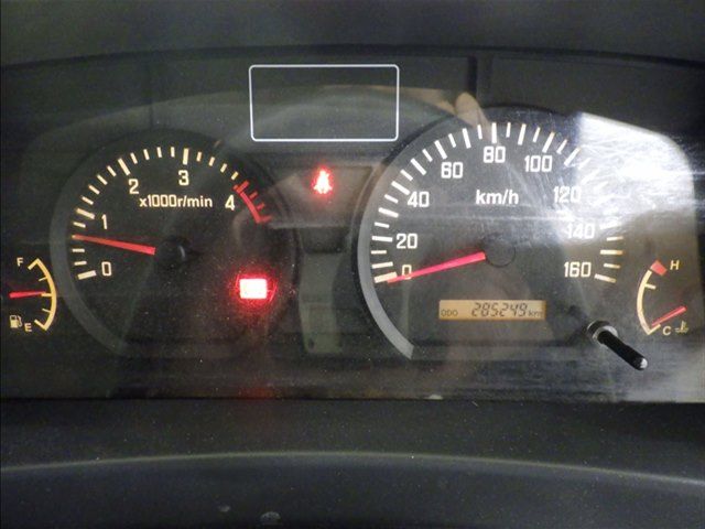 2017 Isuzu Elf Van auction photo 7
