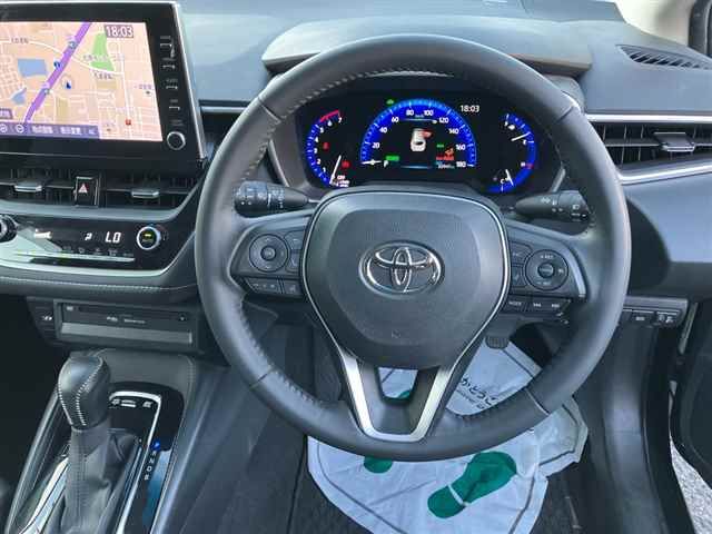 2021 Toyota Corolla Touring Hybrid S auction photo 3