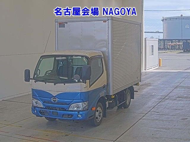 Japan Auction Vehicles 22 2021 Hino Dutro Aluminum van auction photo