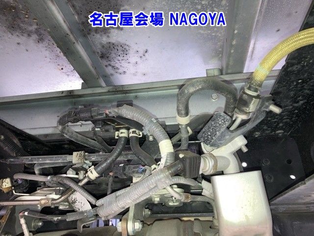 2021 Hino Dutro Aluminum van auction photo 18