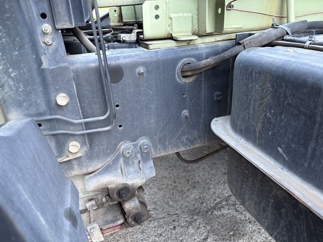 2013 Isuzu Giga mixer auction photo 10