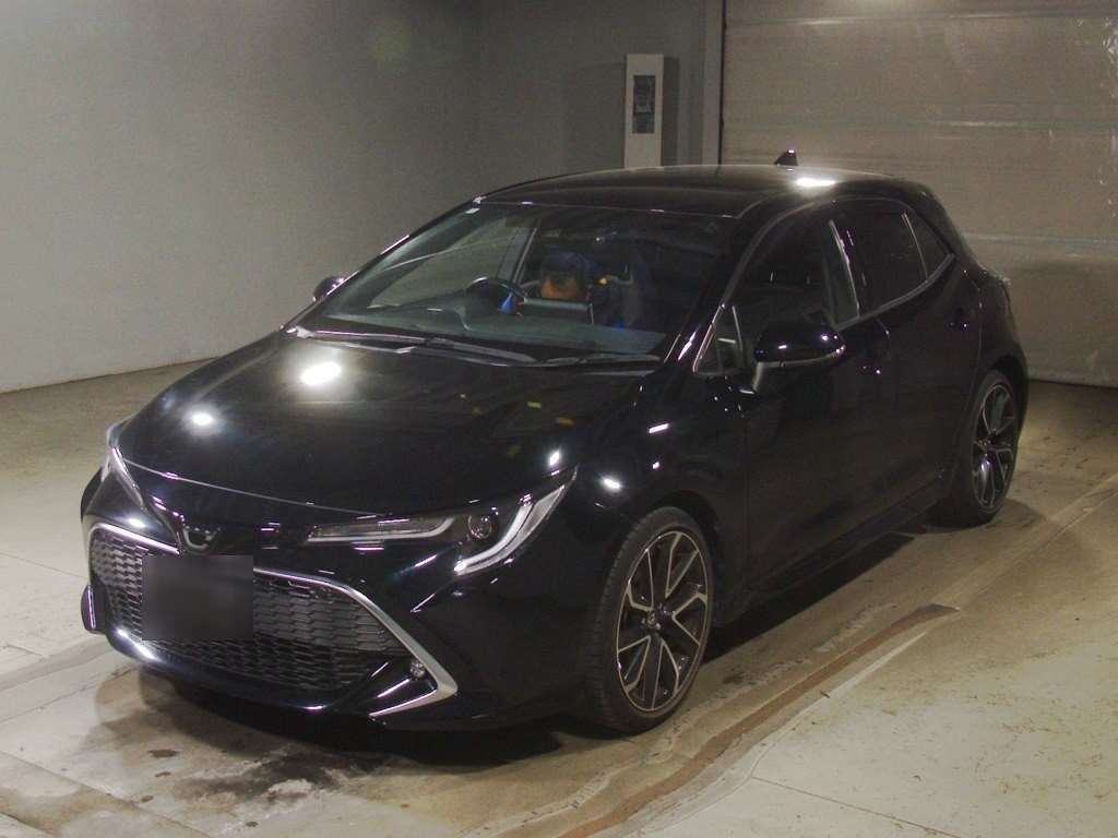 Japan Auction Vehicles 4 2021 Toyota Corolla Sport G Z auction photo