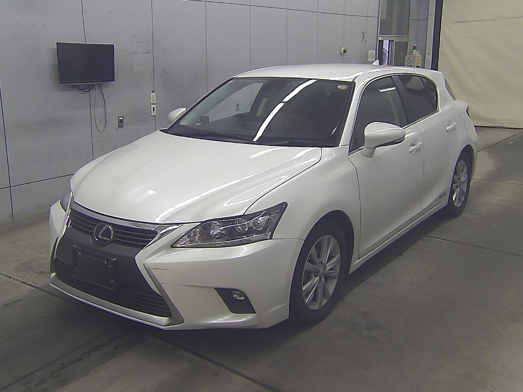 2015 Lexus CT200h Ver. C auction photo 4