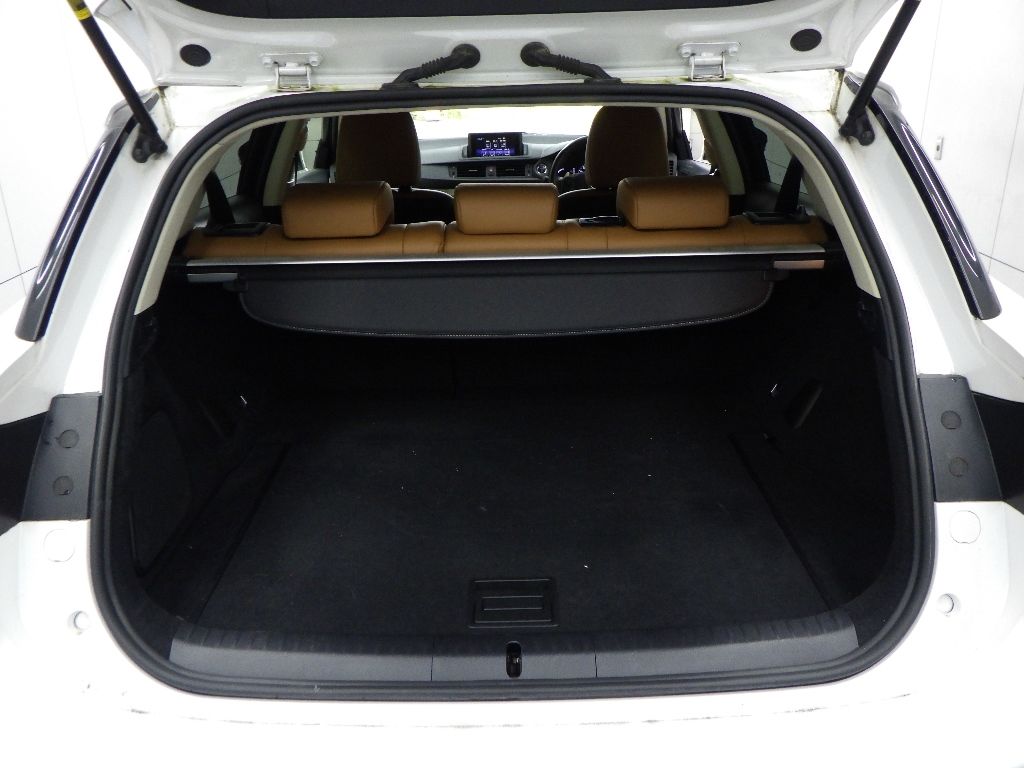 2015 Lexus CT200h Ver. C auction photo 10
