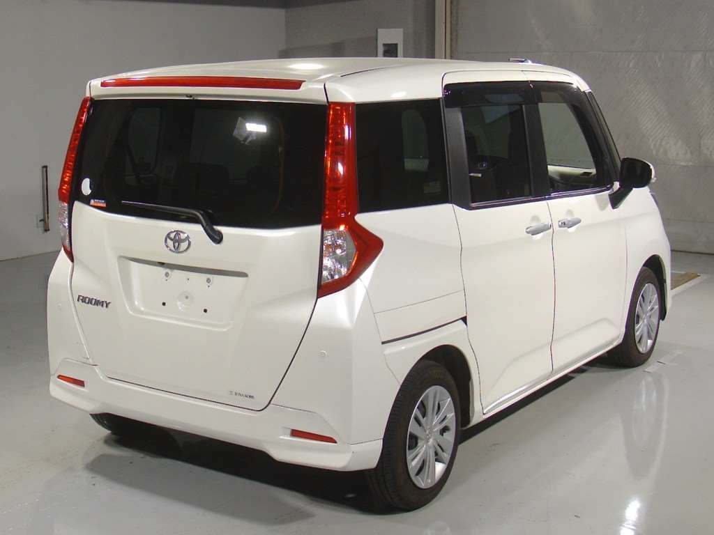 2021 Toyota Roomy G auction photo 2
