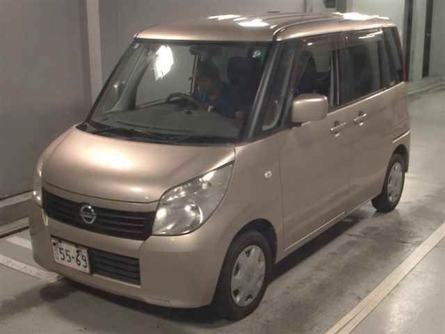 2013 Nissan Roox Xアイドリングストップ auction photo 4