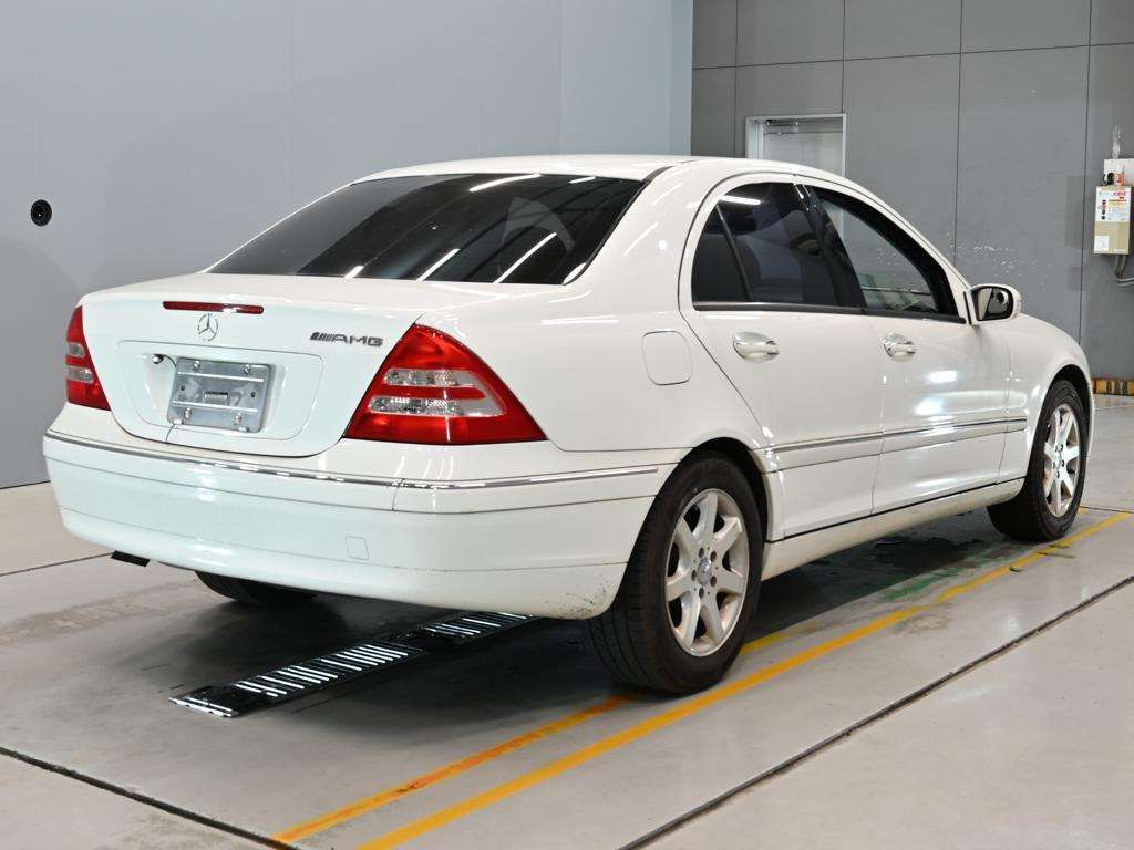 2003 Mercedes-Benz C-Class auction photo 2