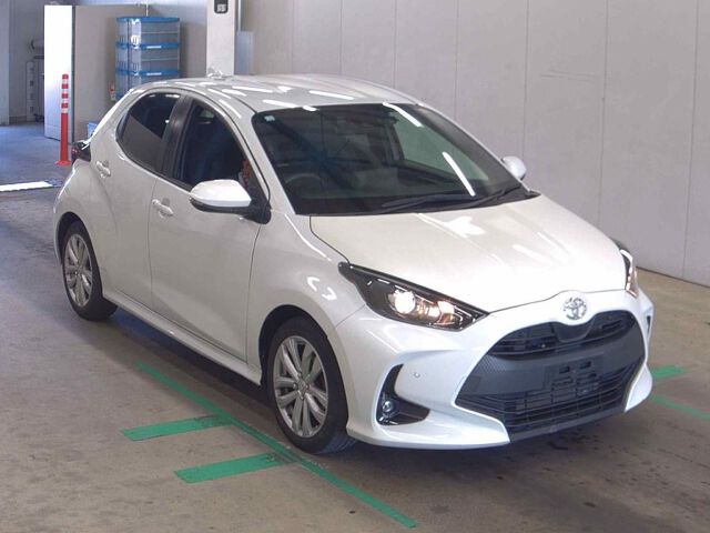 2023 Toyota Yaris G Japan auction vehicle