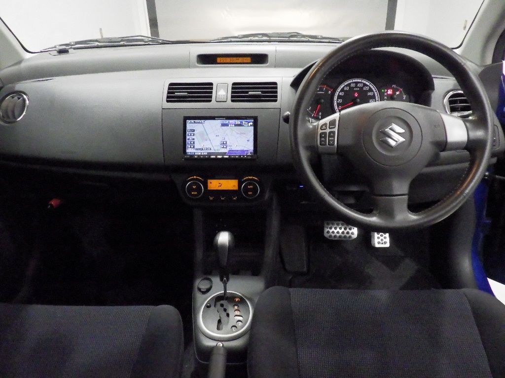 2006 Suzuki Swift 1.5XS auction photo 3