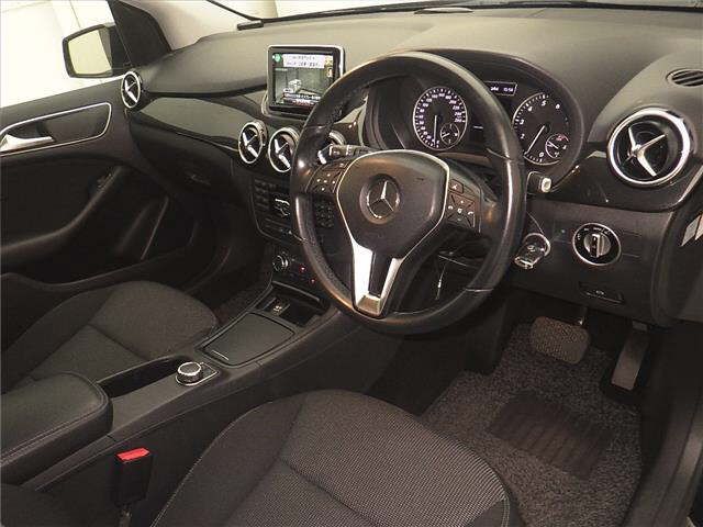 2012 Mercedes-Benz B180 auction photo 3
