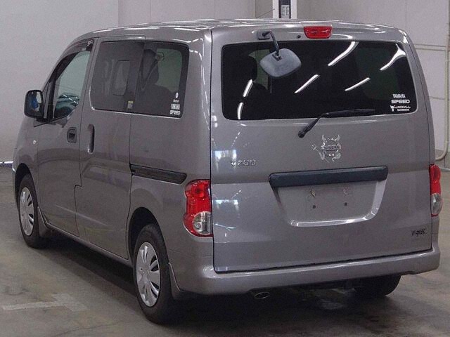 2010 Nissan NV200 Vanette Van GX auction photo 2
