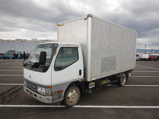 2000 Mitsubishi Fuso Canter 2 tons auction photo 3