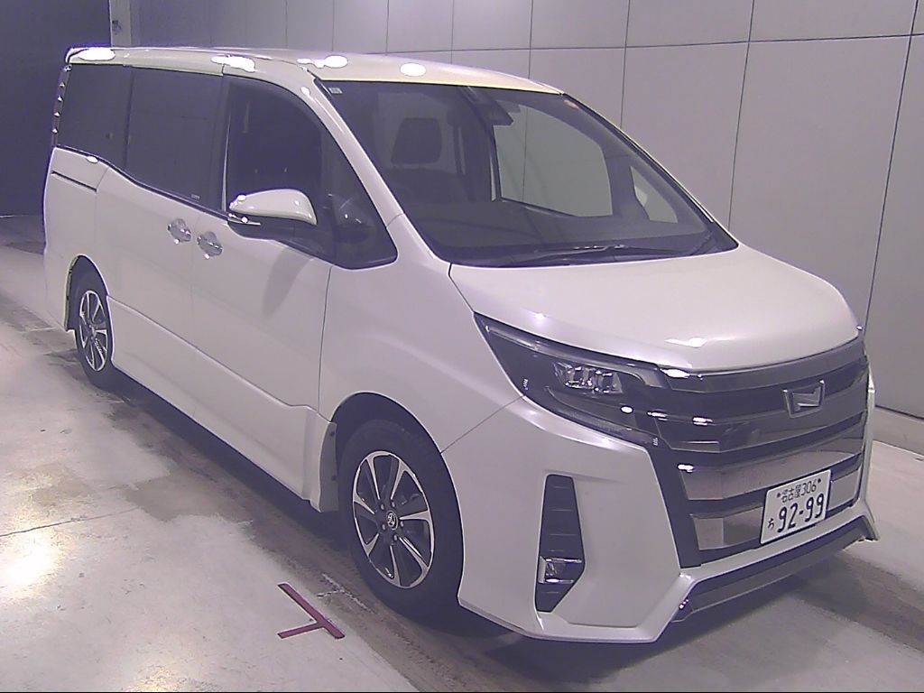Japan Auction Vehicles 10 2018 Toyota Noah Si W×B 7人 auction photo