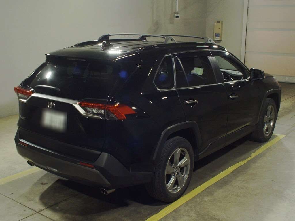 2020 Toyota RAV4 G 4WD auction photo 2