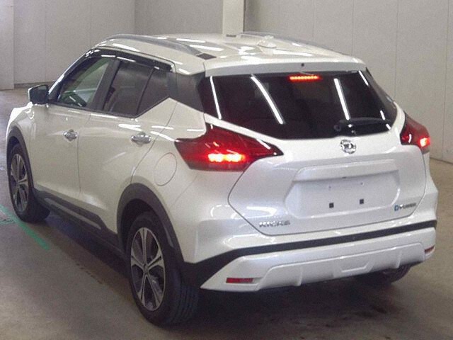 2021 Nissan Kicks X auction photo 2