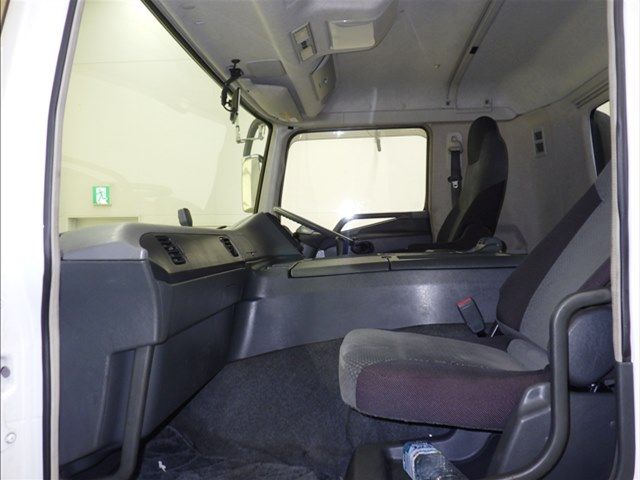 2011 Mitsubishi Fuso 重機運搬車 auction photo 8