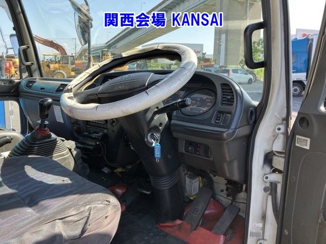 2005 Isuzu Forward ヒラ auction photo 4