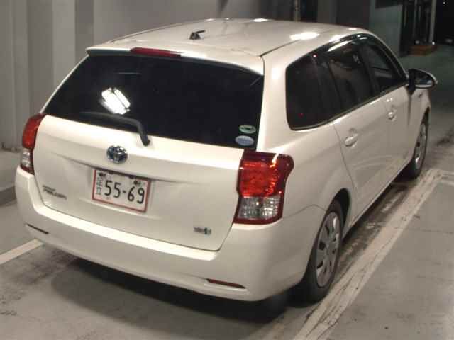 2014 Toyota Corolla Fielder Hybrid G auction photo 5