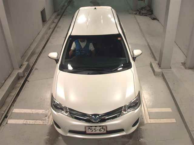 2014 Toyota Corolla Fielder Hybrid G auction photo 6