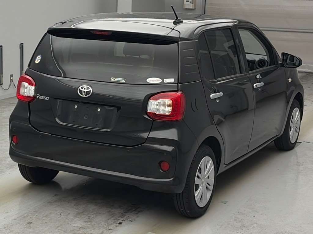 2023 Toyota Passo X auction photo 2