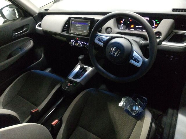 2021 Honda Fit クロスター auction photo 3