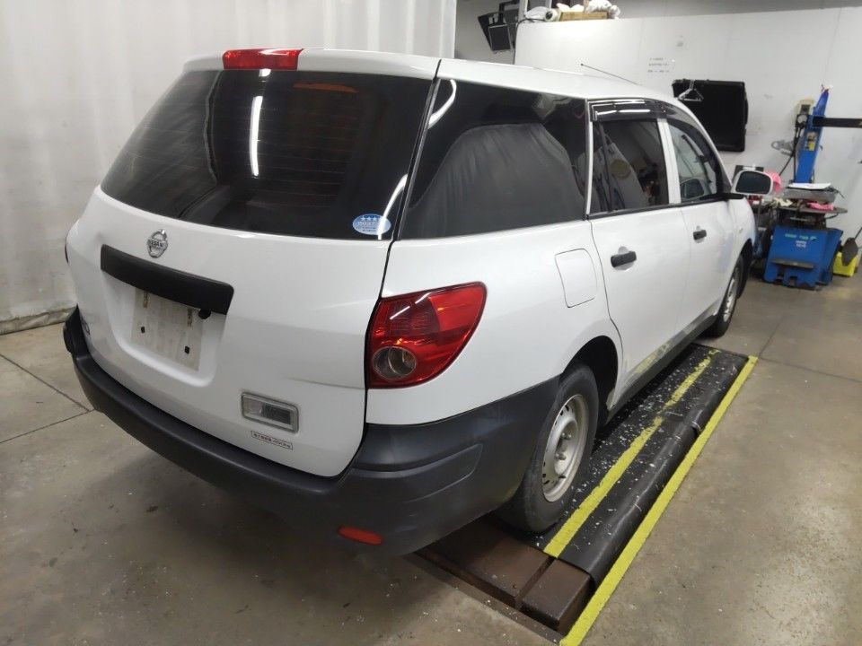 2015 Nissan AD auction photo 2