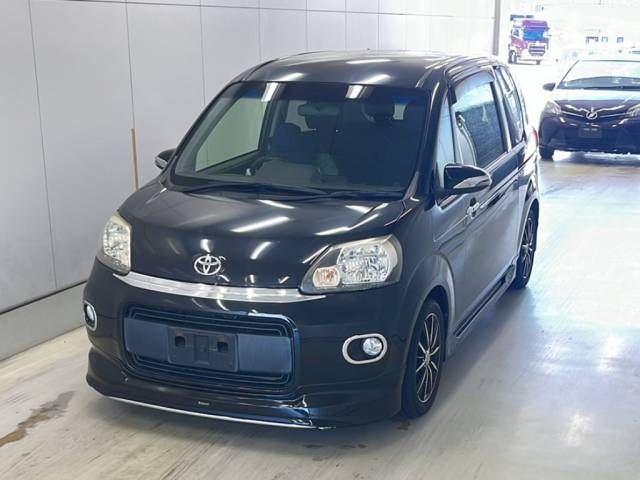 2014 Toyota Porte Y Japan auction vehicle