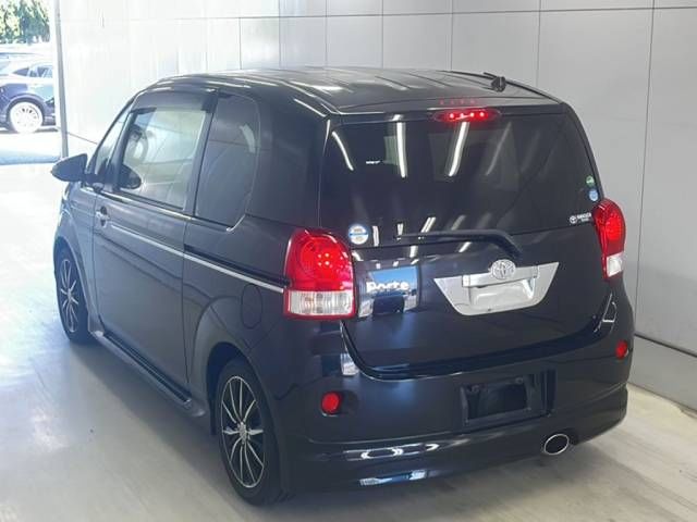 2014 Toyota Porte Y auction photo 3