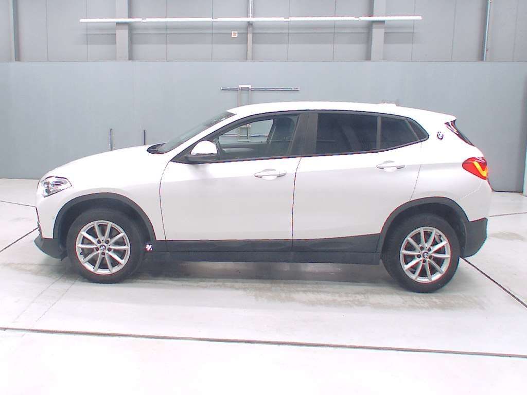 2019 BMW X2 xDrive 20i 4WD auction photo 4