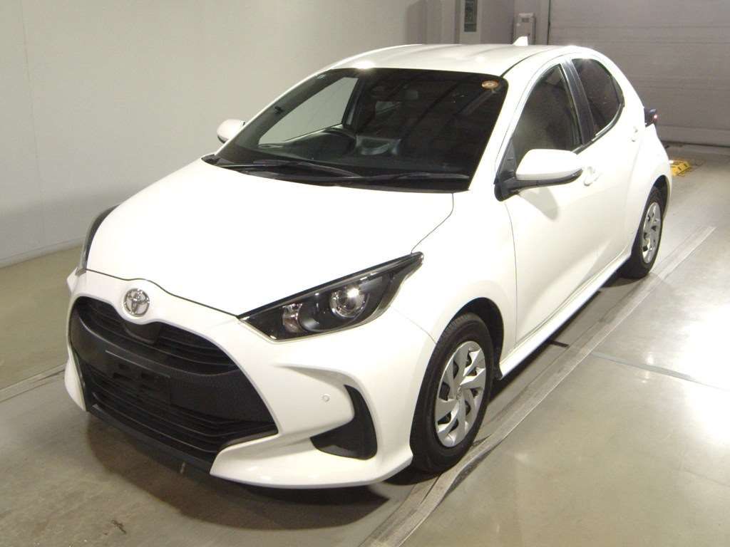 2022 Toyota Yaris X Japan auction vehicle