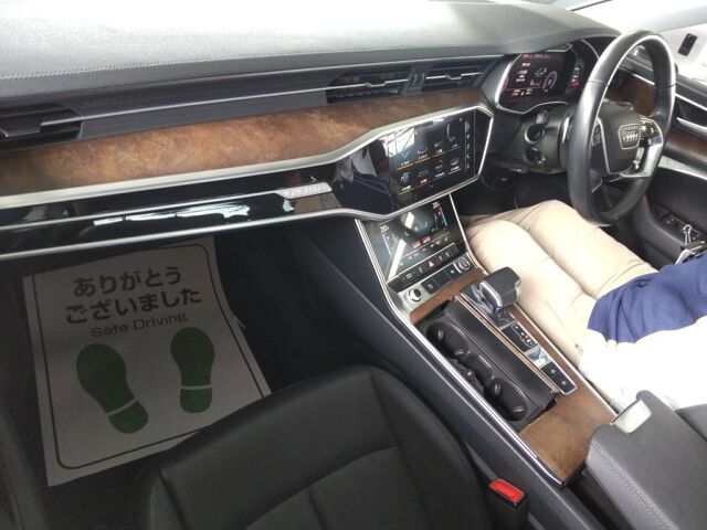 2020 Audi A6 Avant 40TDIクワトロ 4WD auction photo 3