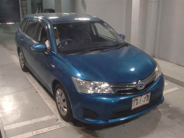 Japan Auction Vehicles 12 2014 Toyota Corolla Fielder ハイブリッドG auction photo