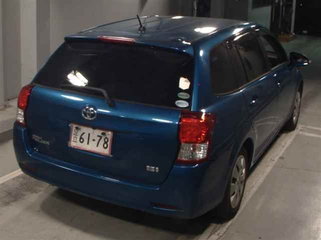 2014 Toyota Corolla Fielder ハイブリッドG auction photo 5