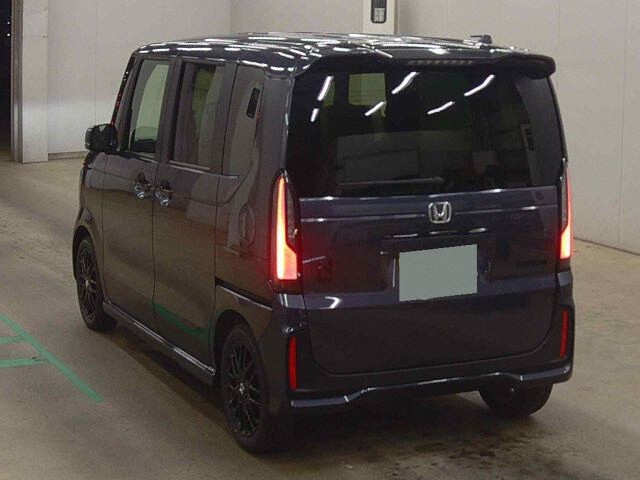 2026 Honda N-BOX Turbo Black Style auction photo 2