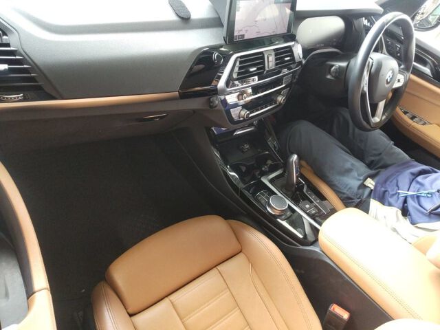 2020 BMW X3 XDRIV20I 4WD auction photo 3