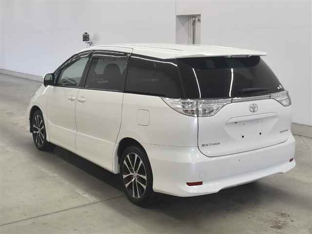 2014 Toyota Estima アエラス auction photo 2