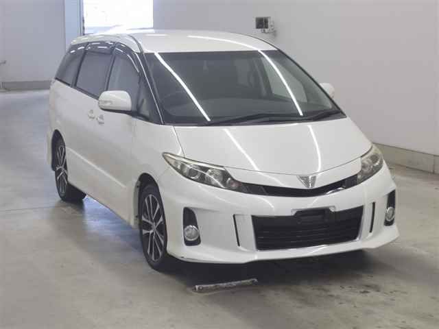 2014 Toyota Estima アエラス Japan auction vehicle