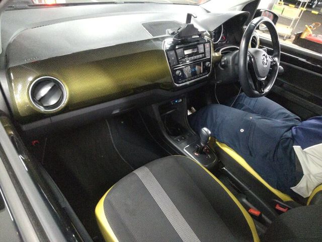 2018 Volkswagen アップ! High up! auction photo 3