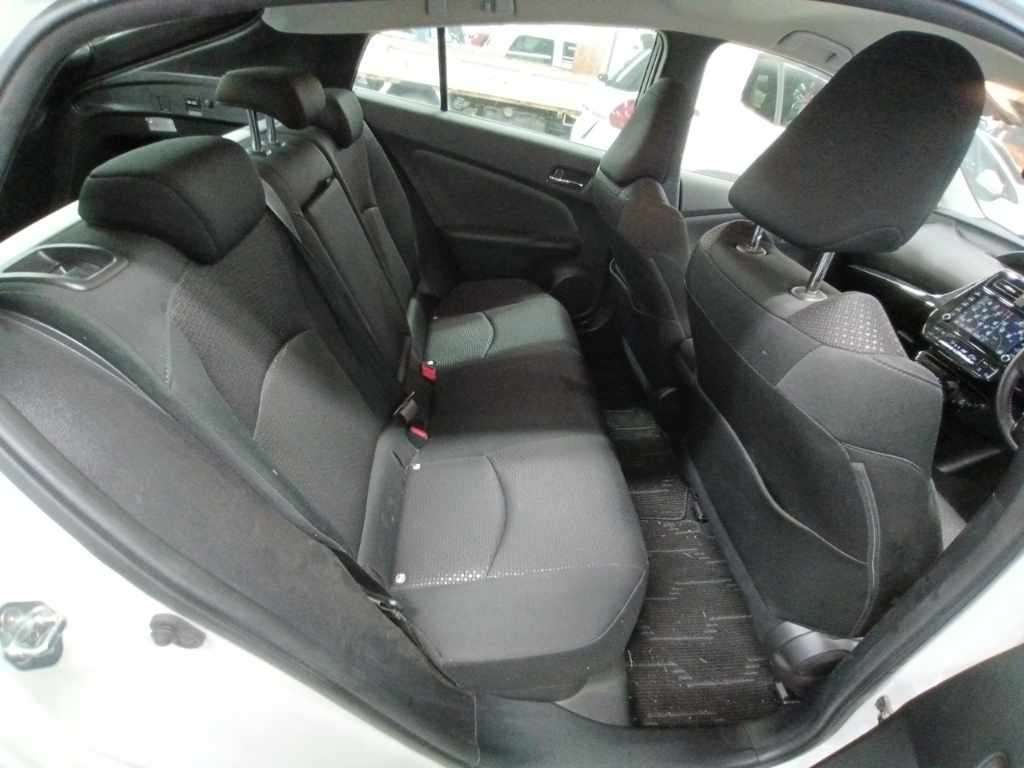 2022 Toyota Prius Sセーフティプラス2 auction photo 12