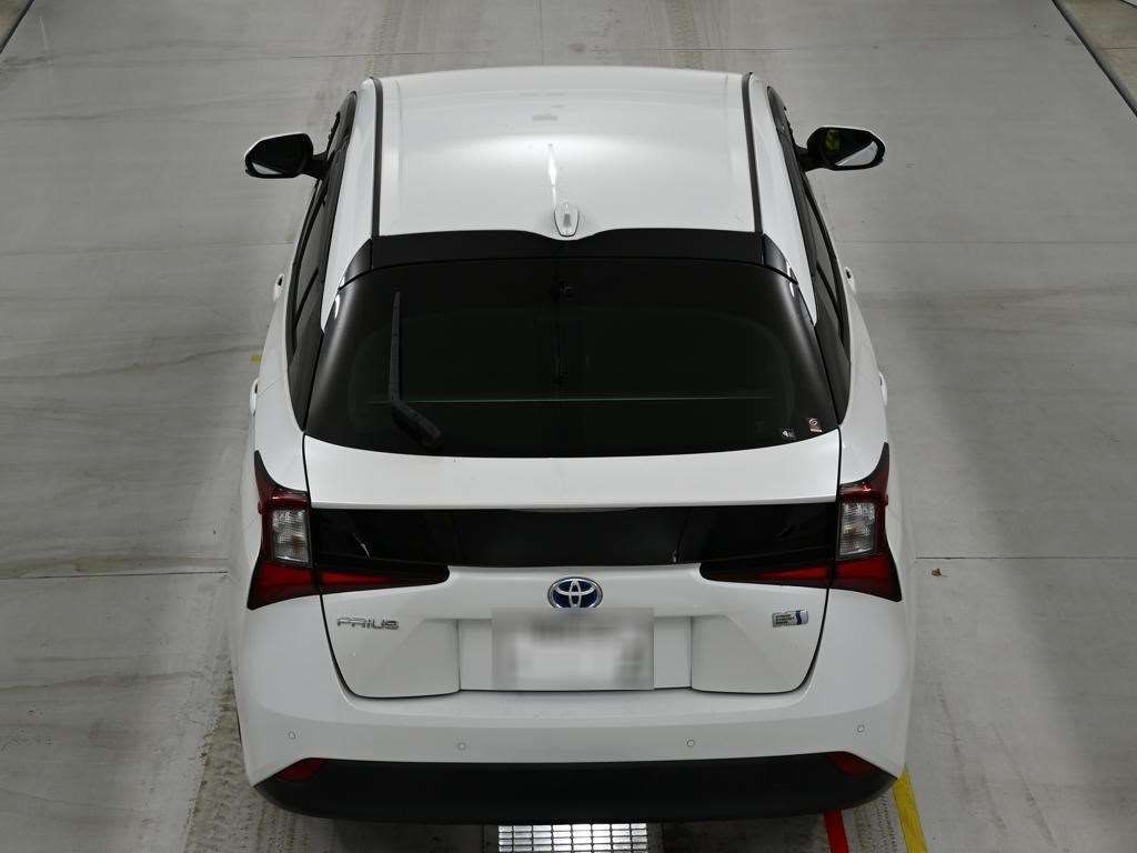 2022 Toyota Prius Sセーフティプラス2 auction photo 8